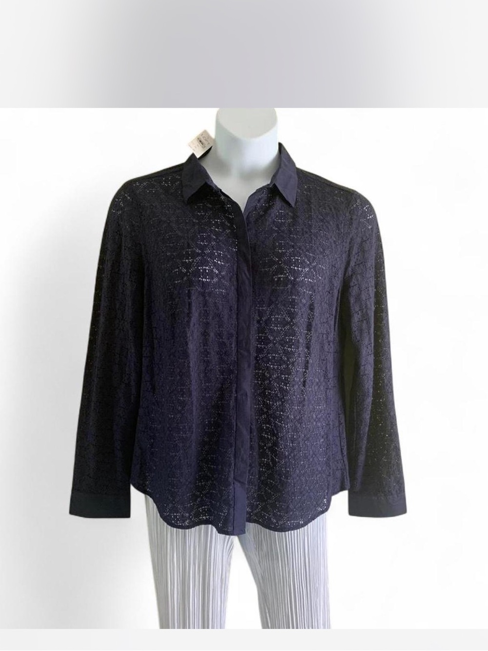New with tag LOFT Navy eyelet Lace Button-Down Blouse size XL